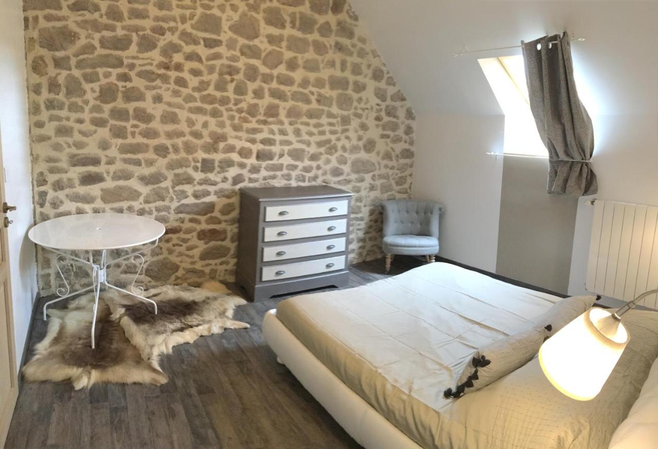 Domaine Des Tours Vauquelin Bed & Breakfast Putanges Exterior photo