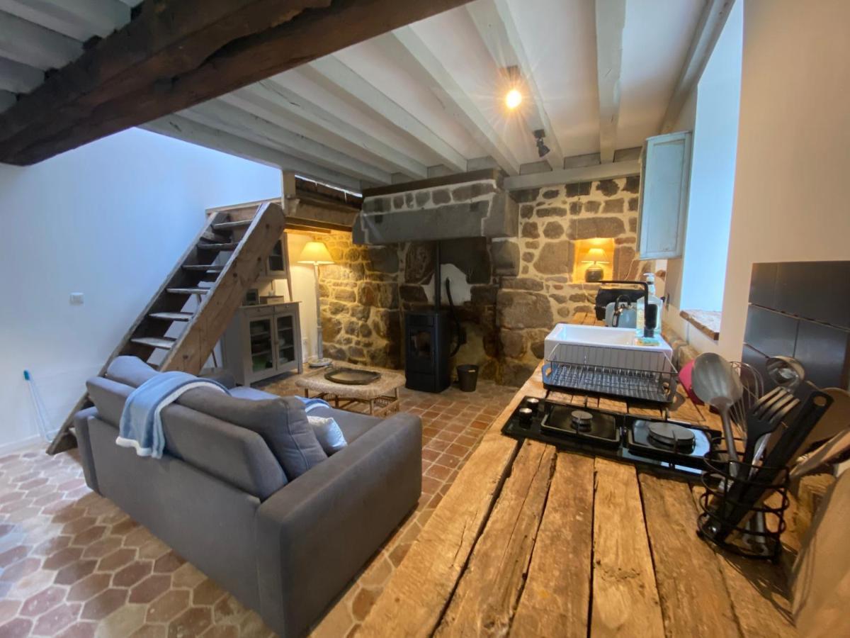 Domaine Des Tours Vauquelin Bed & Breakfast Putanges Exterior photo