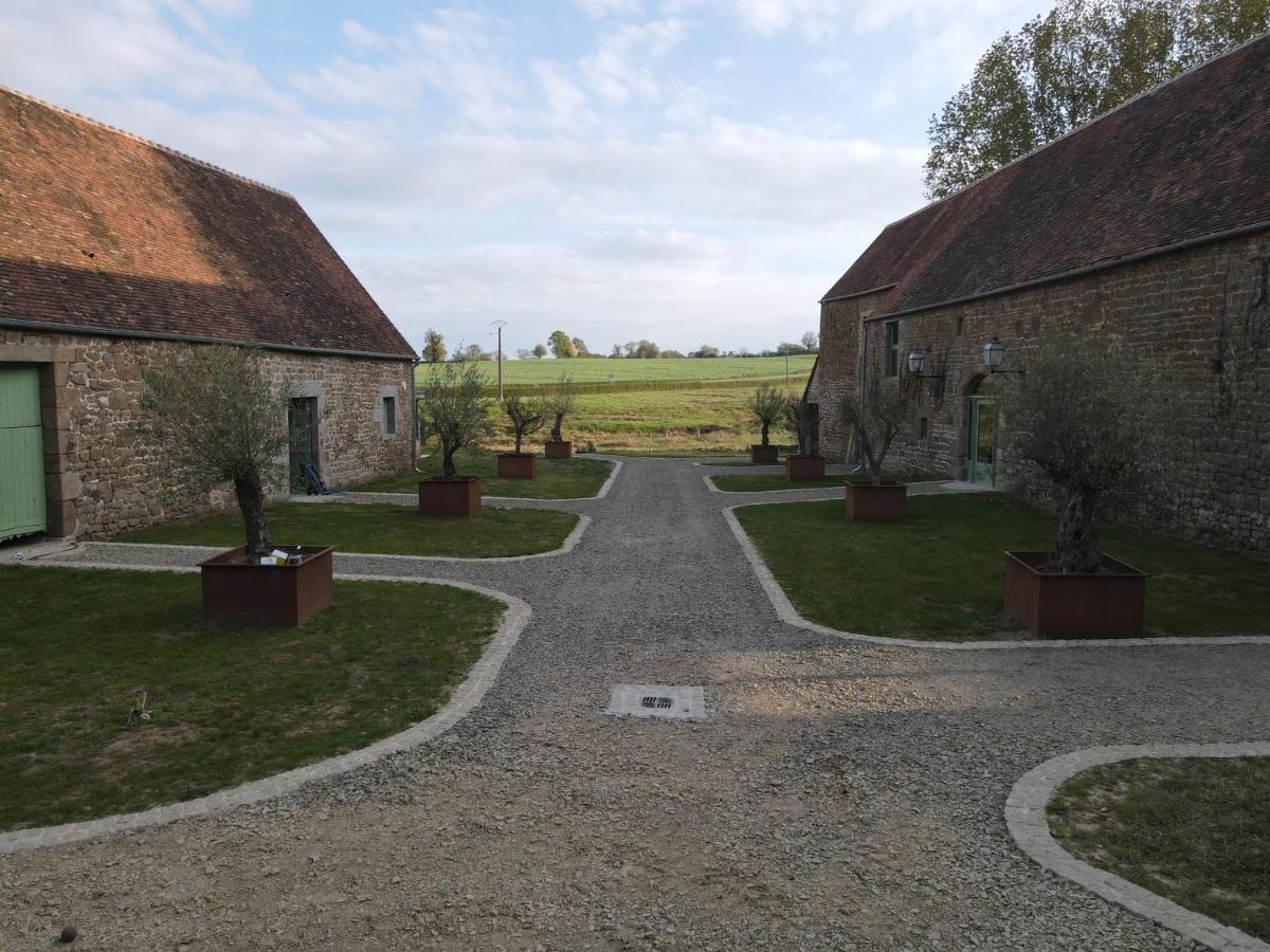 Domaine Des Tours Vauquelin Bed & Breakfast Putanges Exterior photo
